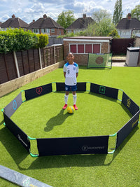 QUICKFEET Play - gratis app met 10 games - Footballgadgets.shop