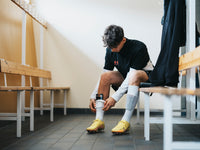 Monolit scheenbeschermers - in carbon fiber